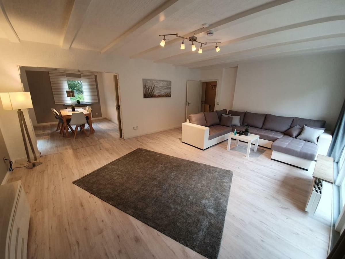 Tolle 125M² Erdgeschosswohnung Im Einzelhaus كالتنكيرشن المظهر الخارجي الصورة