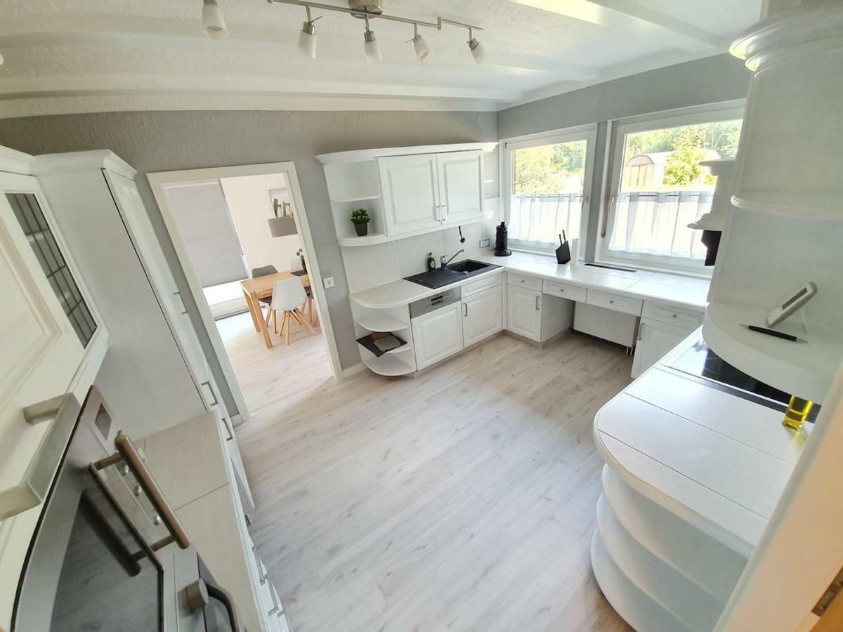 Tolle 125M² Erdgeschosswohnung Im Einzelhaus كالتنكيرشن المظهر الخارجي الصورة